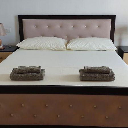 Apartment Tinka In Saranda Eksteriør bilde