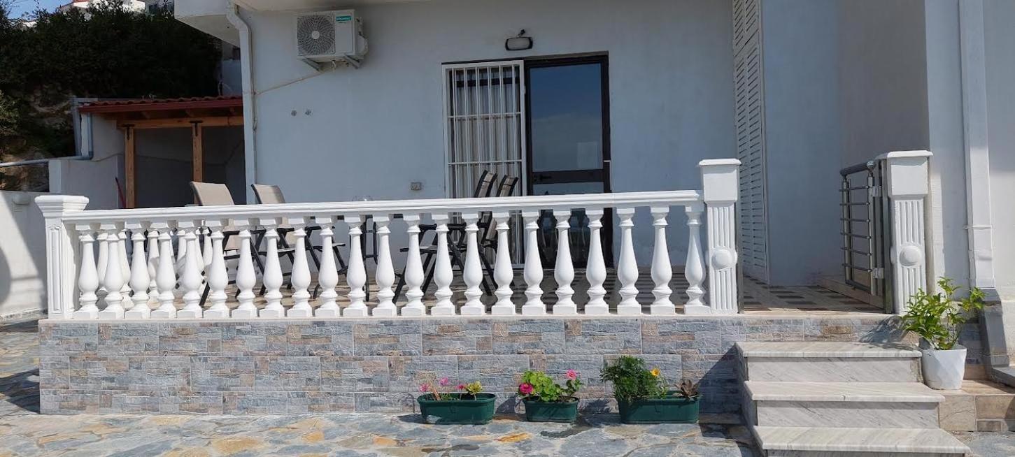 Apartment Tinka In Saranda Eksteriør bilde